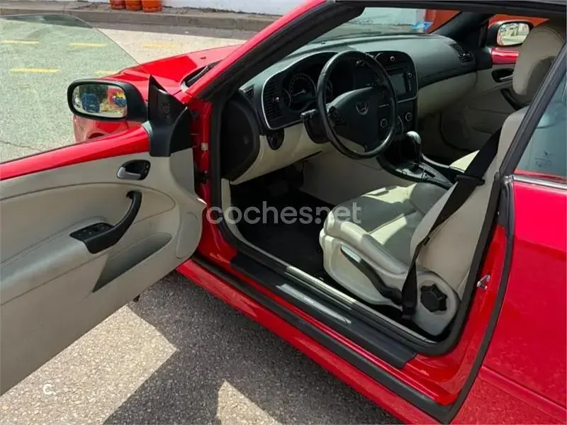 Usado Saab 9-3 Linear 175 CV (128 kW) 2009 Rojo Descapotable