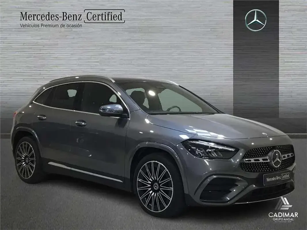 Usado Mercedes GLA200 150 CV (110 kW) 2025 SUV
