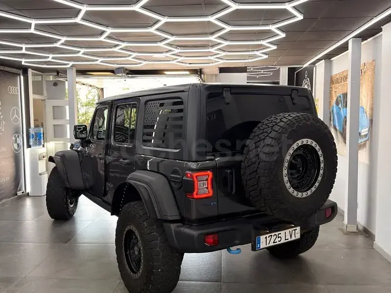 Usado Jeep Wrangler Rubicon 381 CV (280 kW) 2022 Gris / plata SUV