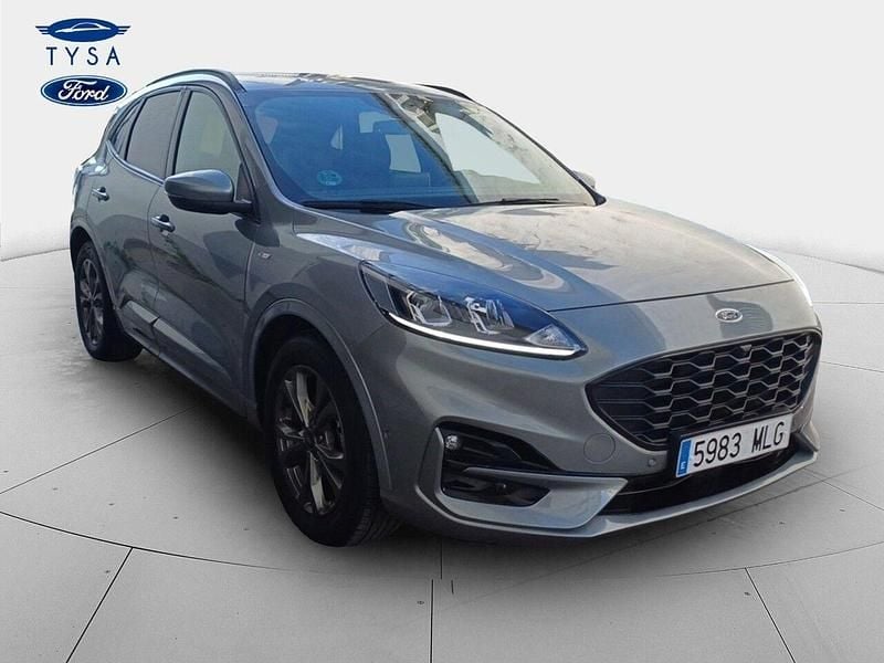 Usado Ford Kuga ST-Line 120 CV (88 kW) 2023 Gris / plata SUV
