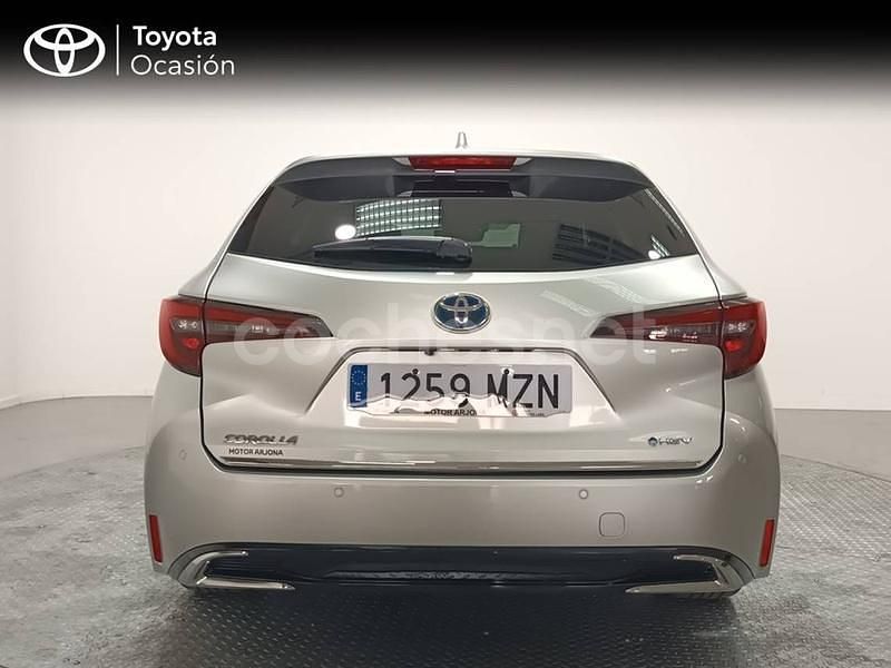 Usado Toyota Corolla Sport 196 CV (144 kW) 2025 Gris / plata Familiar