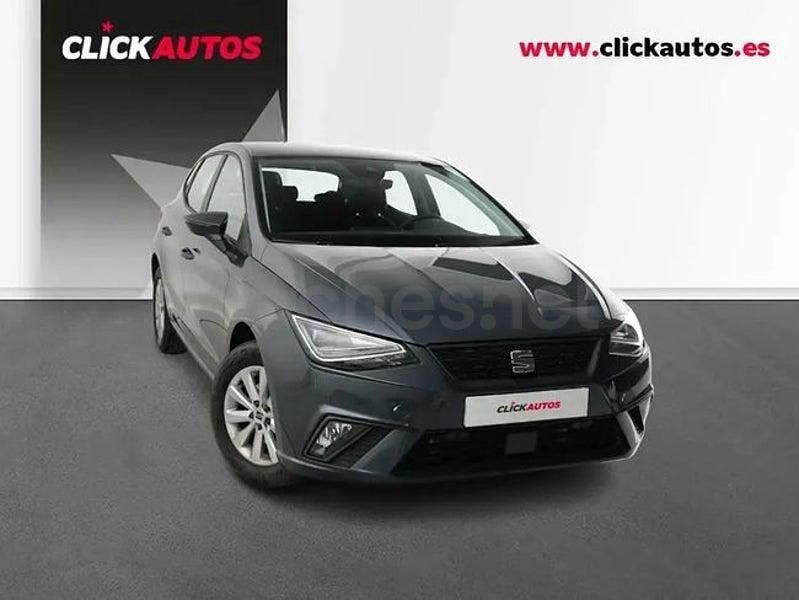 Usado Seat Ibiza Style 115 CV (84 kW) 2025 Gris / plata Utilitario