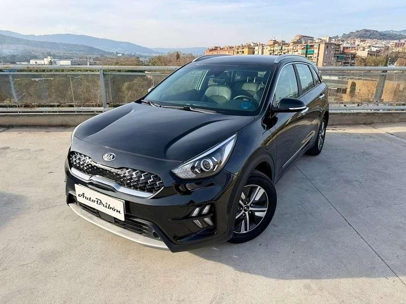 Usado Kia Niro 141 CV (103 kW) 2022 Negro SUV