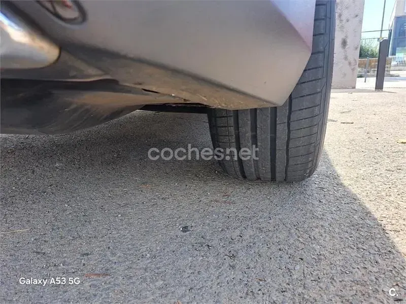 Usado Mercedes GLC250 204 CV (150 kW) 2018 Verde SUV