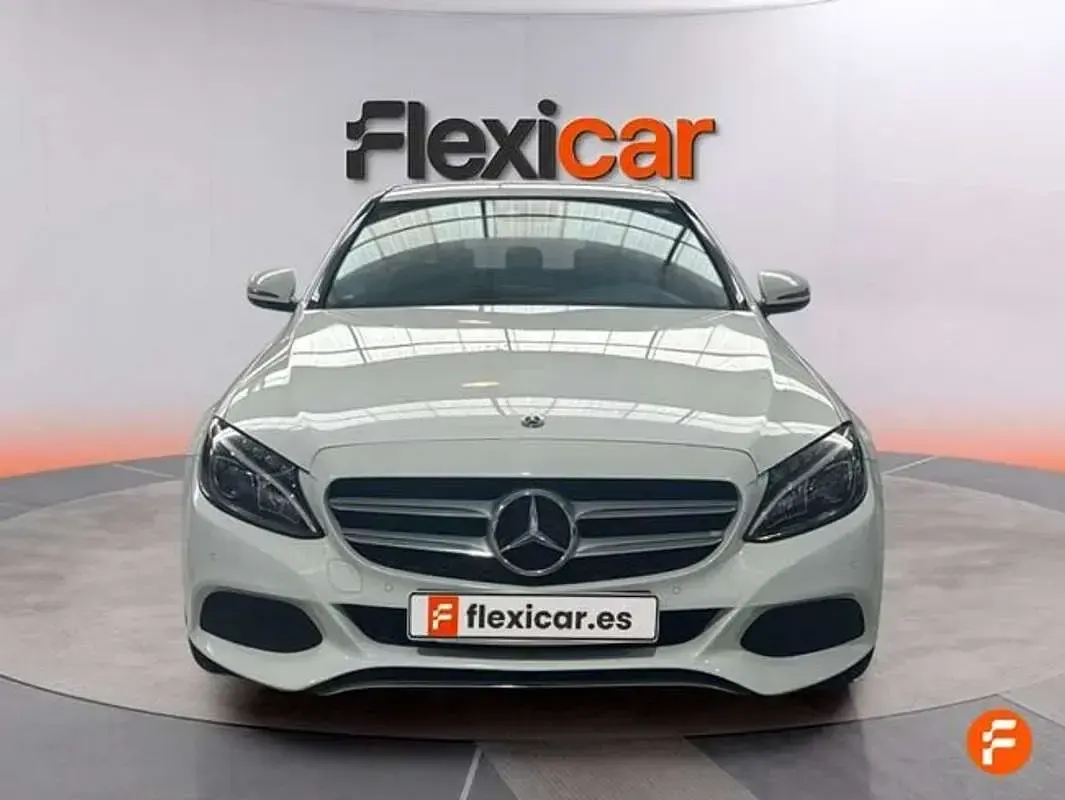 Usado Mercedes C220 194 CV (142 kW) 2018 Blanco Berlina