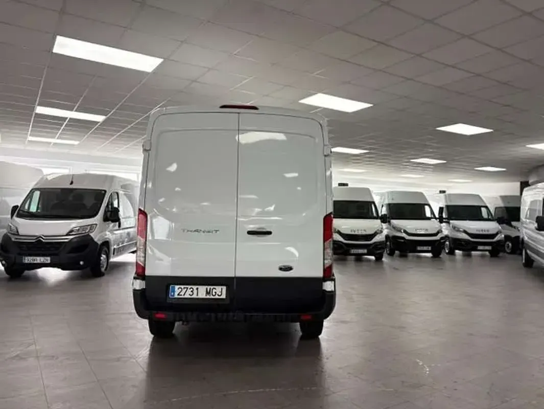 Usado Ford Transit Trend 131 CV (96 kW) 2023 Blanco Van