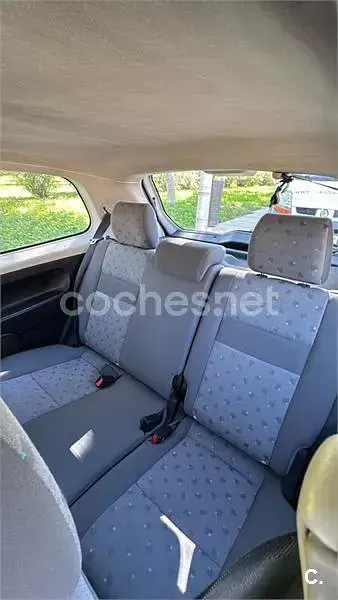Usado Hyundai Getz 63 CV (46 kW) 2004 Gris / plata Utilitario