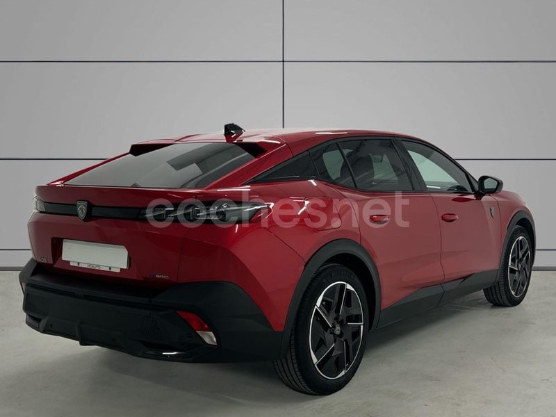 Usado Peugeot 408 GT GT 181 CV (133 kW) 2023 Rojo Berlina