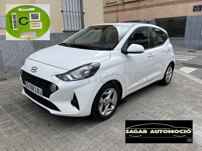 Usado Hyundai i10 67 CV (49 kW) 2021 Blanco Utilitario
