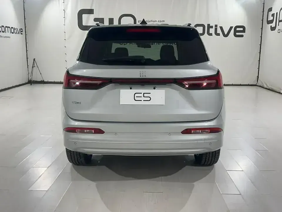 Nuevo DFSK E5 217 CV (159 kW) 2026 Gris SUV