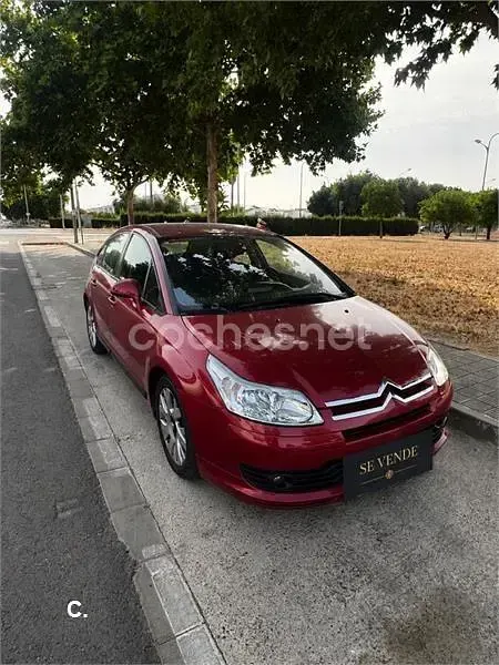 Usado Citroën C4 VTR Sport 110 CV (80 kW) 2005 Rojo Berlina