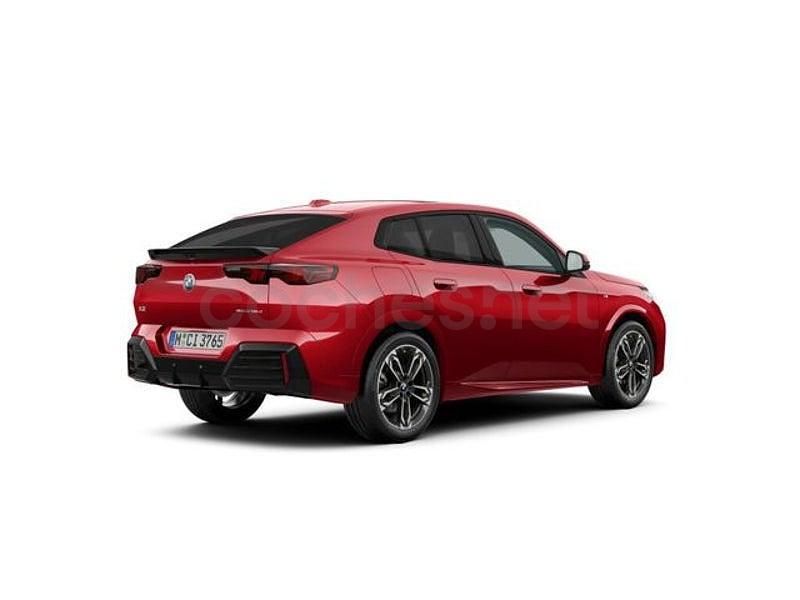 Usado BMW X2 Comfort Edition 150 CV (110 kW) 2025 Rojo SUV