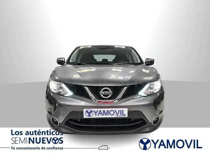 Usado Nissan Qashqai Acenta 110 CV (80 kW) 2015 Gris / plata SUV