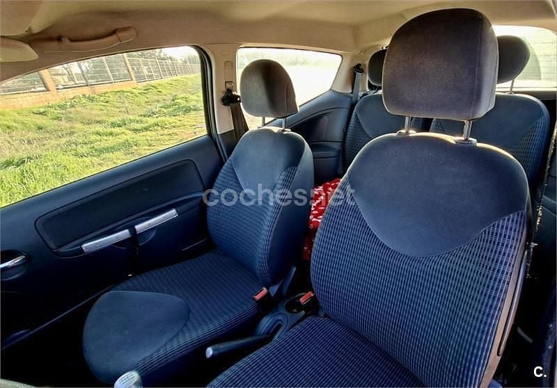 Usado Citroën C2 75 CV (55 kW) 2007 Negro Utilitario