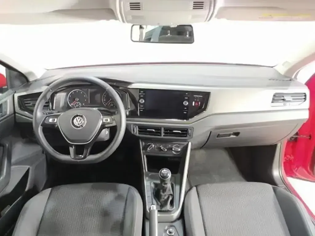 Usado VW Polo Advance 95 CV (69 kW) 2019 Rojo Utilitario