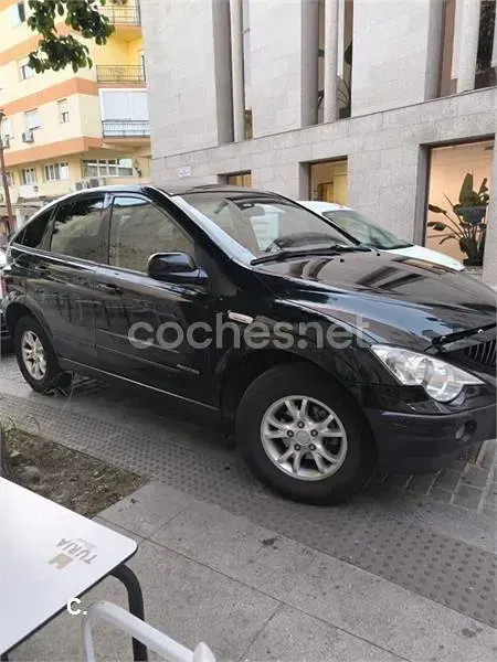 Usado SsangYong Actyon 141 CV (103 kW) 2010 Negro SUV