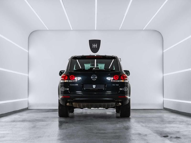 Usado VW Touareg 225 CV (165 kW) 2007 Negro SUV