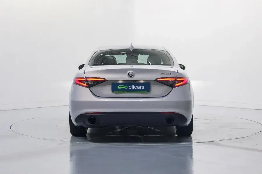 Usado Alfa Romeo Giulia Sprint Sprint 160 CV (117 kW) 2023 Coupe