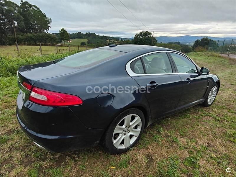 Azul Usado 2008 Jaguar XF Premium Luxury Berlina | 7500 € (Precio justo) - Imagen 1/4