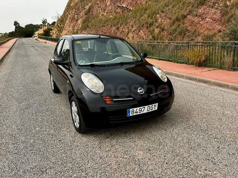 Usado Nissan Micra Acenta 88 CV (64 kW) 2005 Negro Berlina