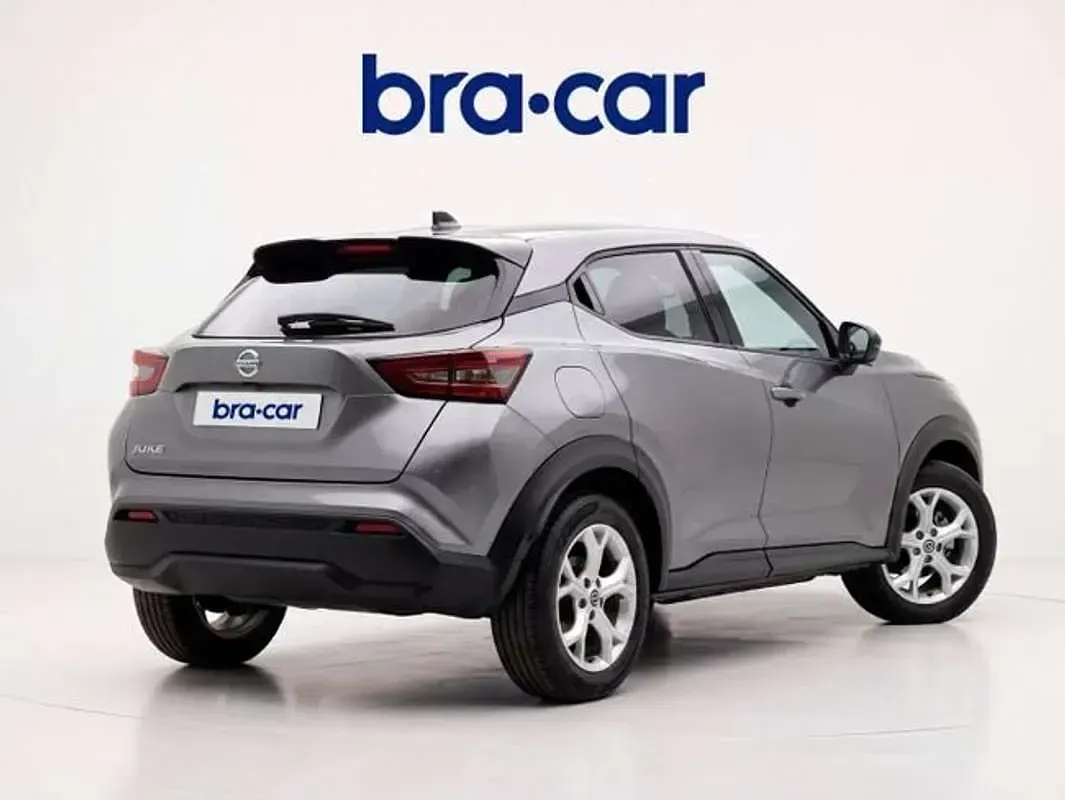 Usado Nissan Juke N-Connecta 114 CV (83 kW) 2021 Gris SUV