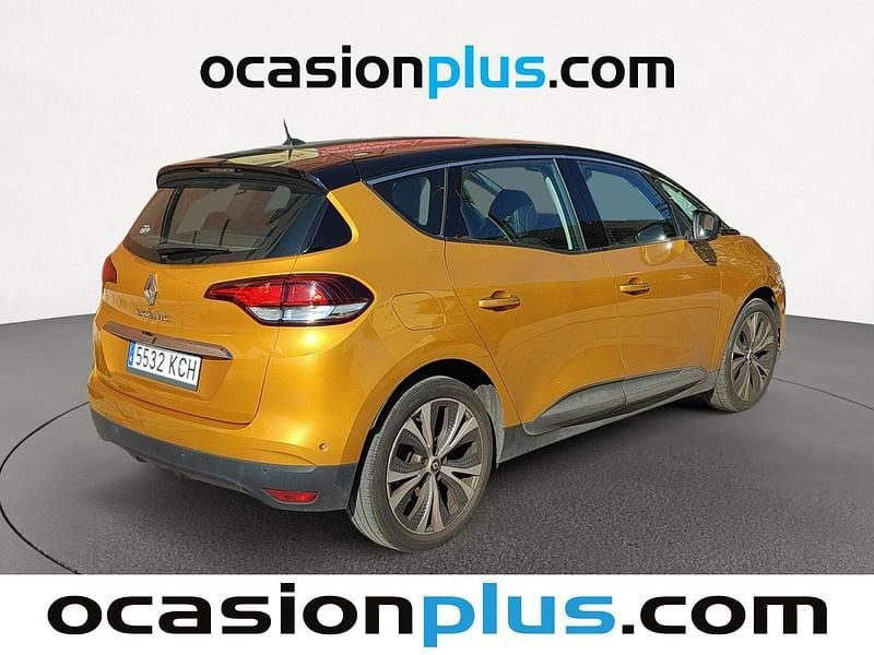 Usado Renault Scénic IV Zen 130 CV (95 kW) 2017 Amarillo Monovolumen