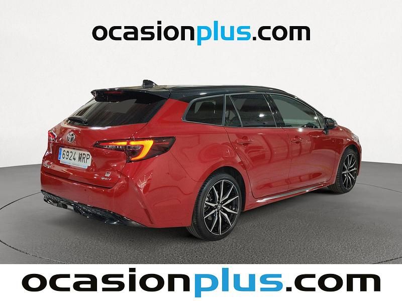 Usado Toyota Corolla Sport 196 CV (144 kW) 2024 Rojo Familiar