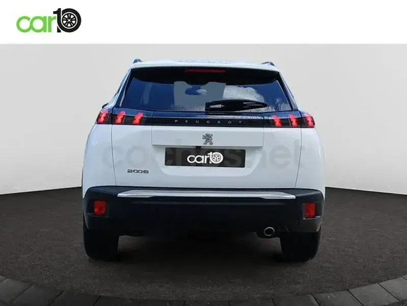 Usado Peugeot 2008 Allure 102 CV (75 kW) 2020 Negro SUV