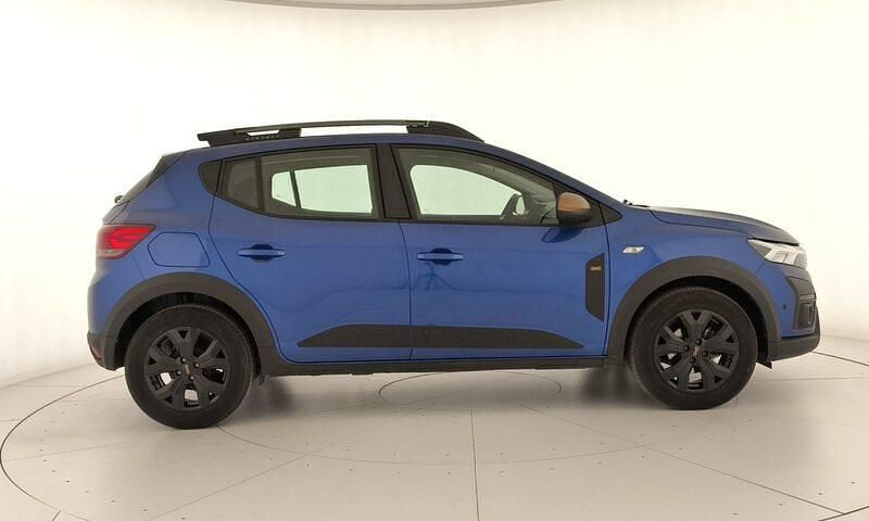 Usado Dacia Sandero Extreme 110 CV (80 kW) 2024 Azul Utilitario