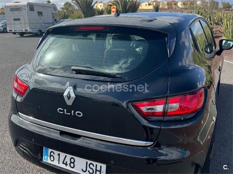 Usado Renault Clio IV Dynamique 90 CV (66 kW) 2016 Negro Berlina