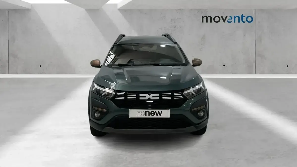 Usado Dacia Jogger Extreme 100 CV (73 kW) 2025 Verde Monovolumen