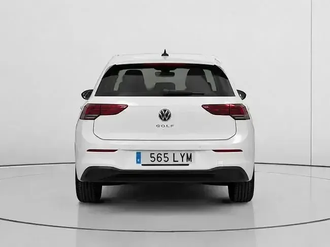 Usado VW Golf VIII 115 CV (84 kW) 2022 Blanco Berlina