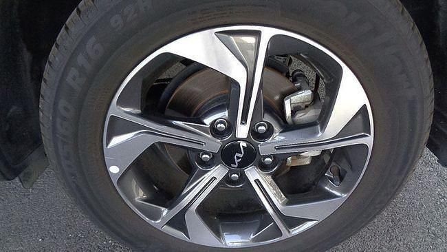 Usado Kia XCeed 120 CV (88 kW) 2023 Blanco SUV