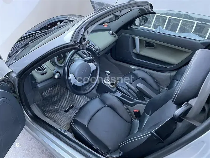Usado Smart Roadster 82 CV (60 kW) 2003 Gris / plata Descapotable