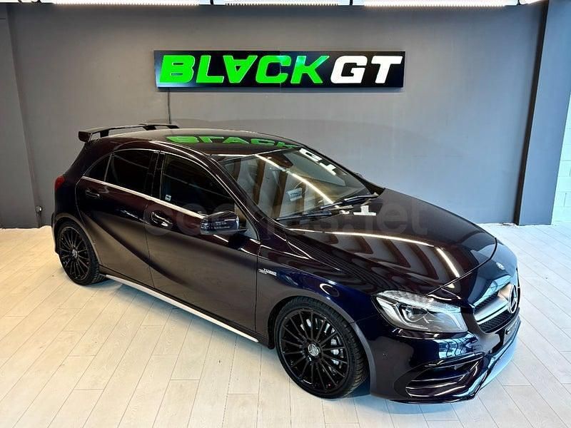 Usado Mercedes A45 AMG 381 CV (280 kW) 2016 Violeta / lila Berlina