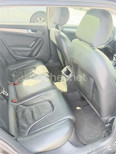 Usado Audi A4 136 CV (100 kW) 2010 Negro Familiar