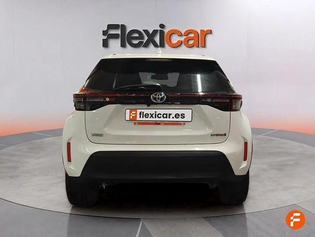 Usado Toyota Yaris Hybrid Active 116 CV (85 kW) 2021 Gris