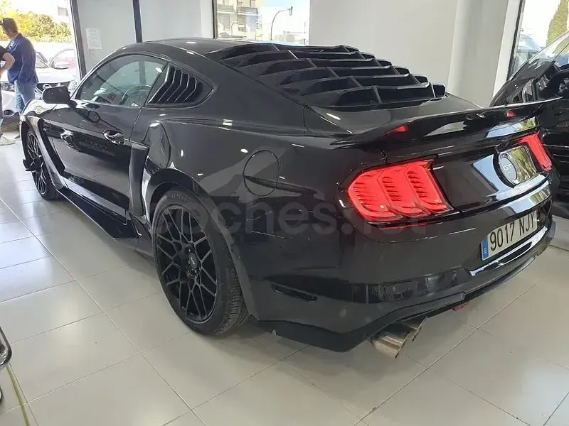 Usado Ford Mustang GT 418 CV (307 kW) 2016 Negro Coupe