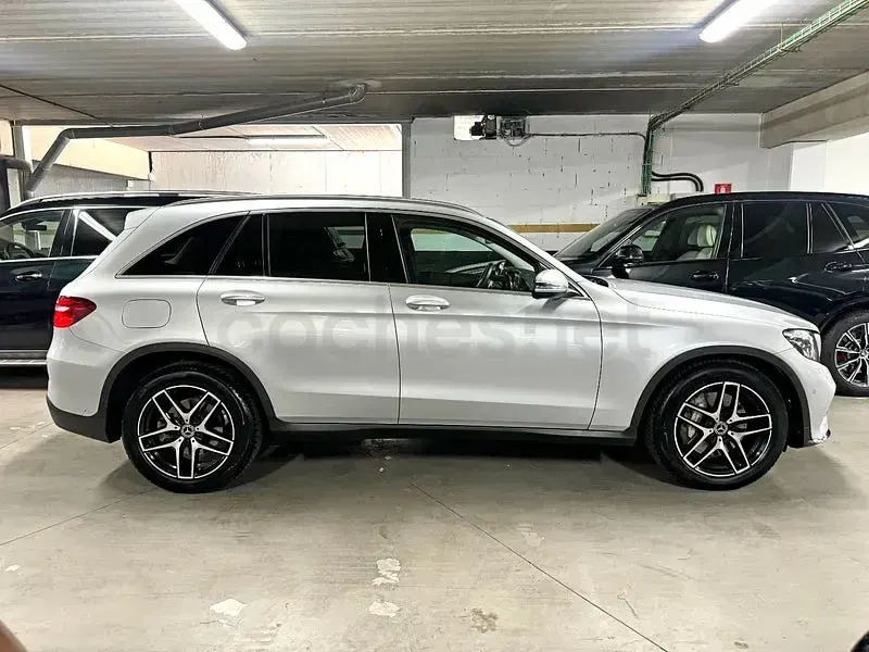 Usado Mercedes GLC220 194 CV (142 kW) 2019 Gris / plata SUV