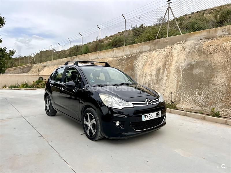 Usado Citroën C3 Live 75 CV (55 kW) 2016 Negro Berlina