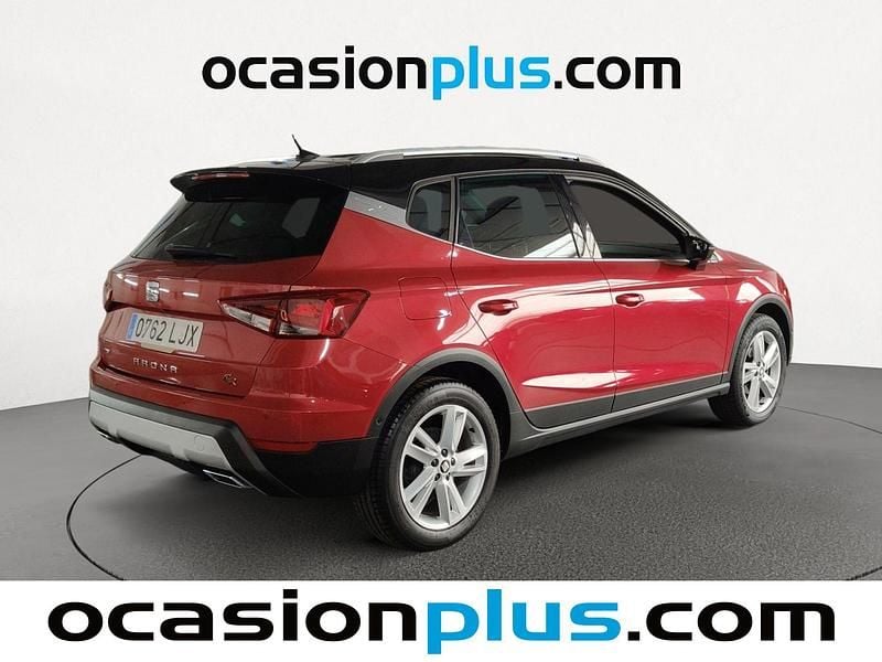 Usado Seat Arona FR 90 CV (66 kW) 2020 Rojo SUV
