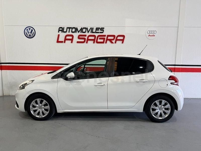 Usado Peugeot 208 Active 101 CV (74 kW) 2020 Blanco Utilitario