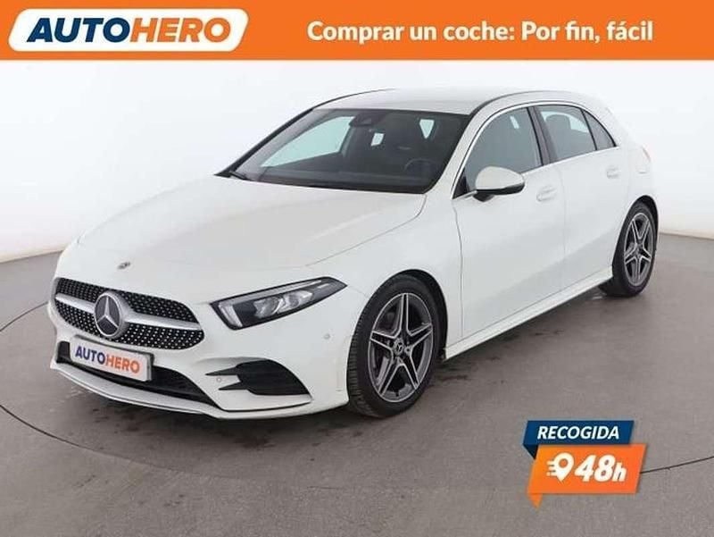 Usado Mercedes A180 AMG line 137 CV (100 kW) 2019 Blanco Berlina