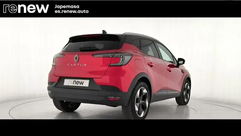 Usado Renault Captur Techno 100 CV (73 kW) 2025 Rojo SUV