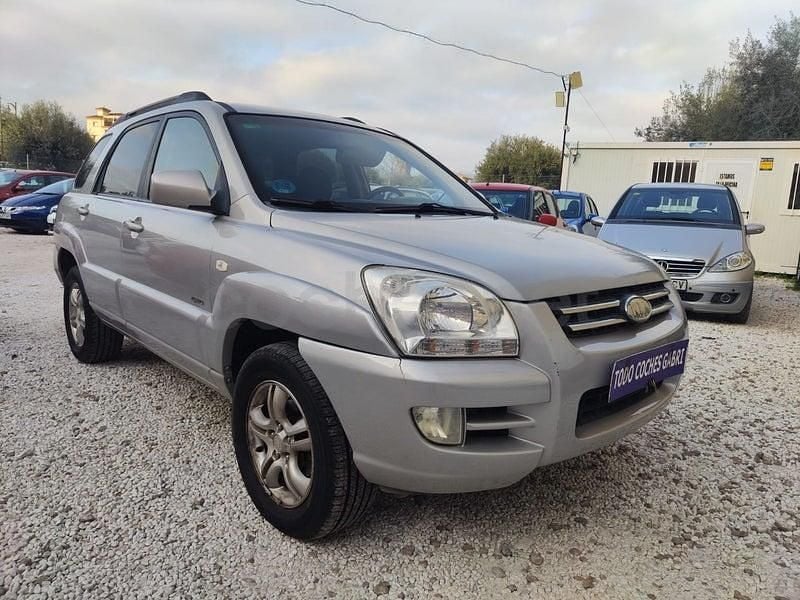 Usado Kia Sportage 175 CV (128 kW) 2007 Gris / plata SUV