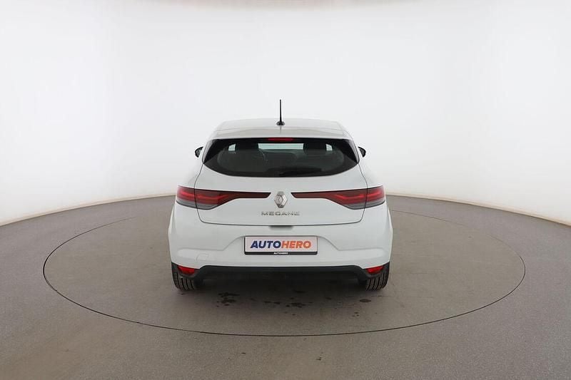 Usado Renault Mégane IV Life 116 CV (85 kW) 2021 Blanco Utilitario