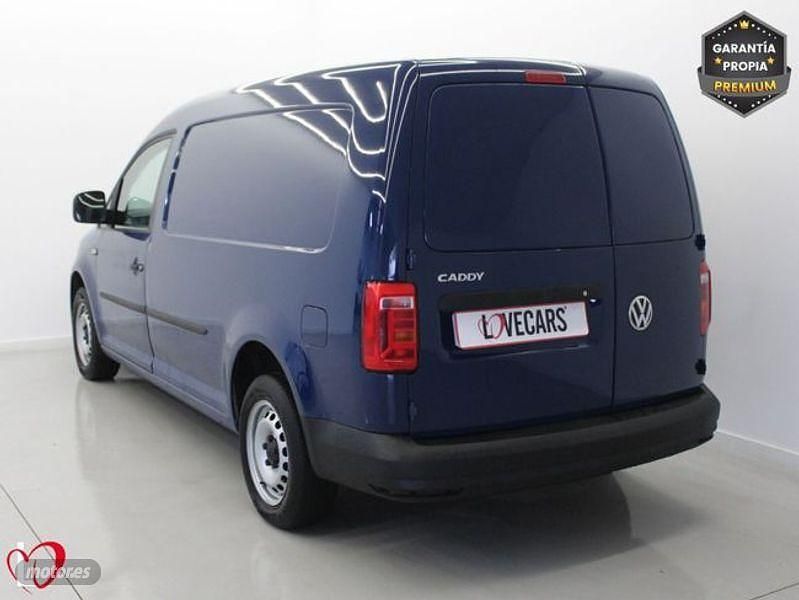 Usado VW Caddy Maxi Business 102 CV (75 kW) 2019 Azul Monovolumen