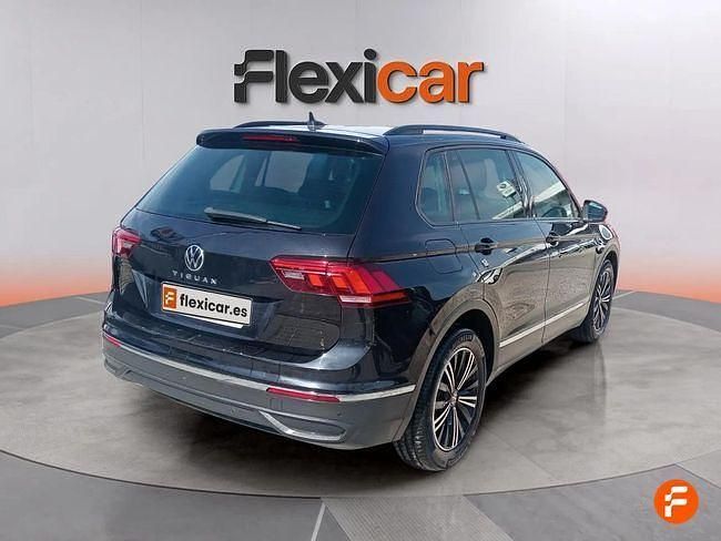 Usado VW Tiguan Life 150 CV (110 kW) 2021 Negro SUV