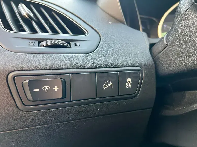Usado Hyundai ix35 136 CV (100 kW) 2014 Negro SUV