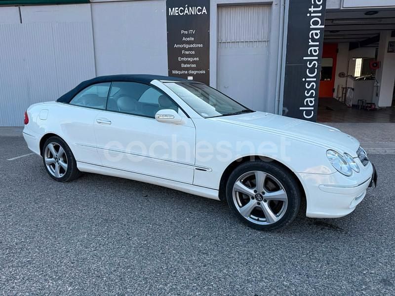 Blanco Usado 2004 Mercedes CLK320 Elegance Descapotable | 12.000 € (Precio justo) - Imagen 1/4